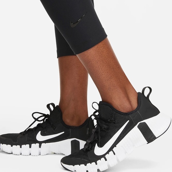 NWT Nike Sculpt High-Waisted Cropped Training Leggings - Picture 4 of 5